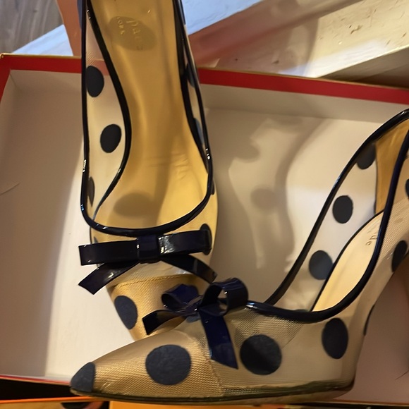 Navy blue polka dot pumps - Picture 3 of 8